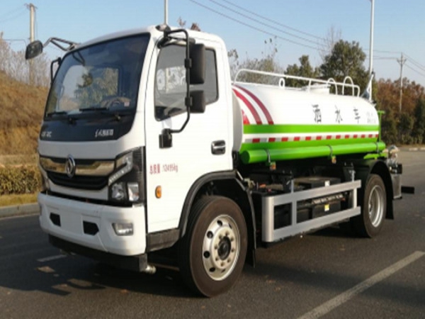 6方純電動灑水車